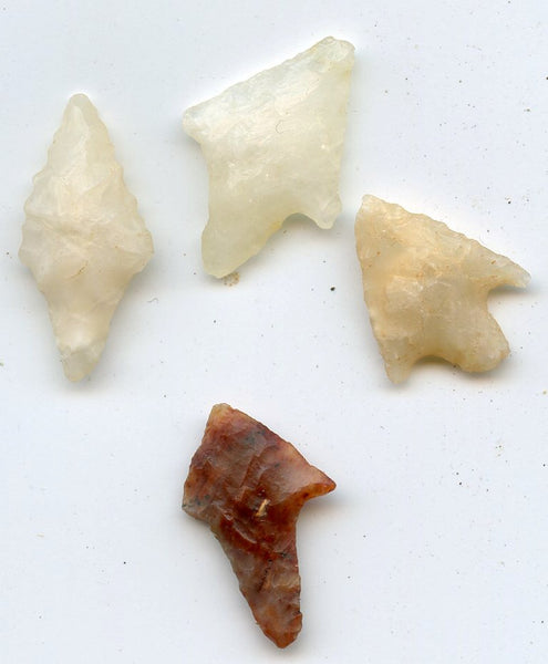 Lot of 4 various stone arrowheads, North Africa, Neolithic period, c.5000-3000 BC