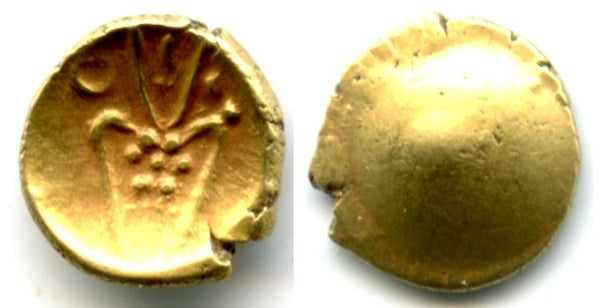 Rare gold Kali scyphate fanam minted from South-Eastern India, Dutch VOC or local issue, 17th-18th century, India (Herrli #3.07 var)
