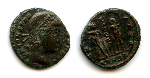 GLORIA EXERCITVS AE3 of Constantius II (337-361 CE), Constantinople, Roman Empire