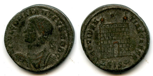 Camp-gate follis of Constantius II as Caesar (317-337 AD), Siscia mint, Roman Empire