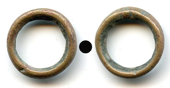 Authentic ancient Celtic ring money (16mm), Danube region, ca.800-100 BC
