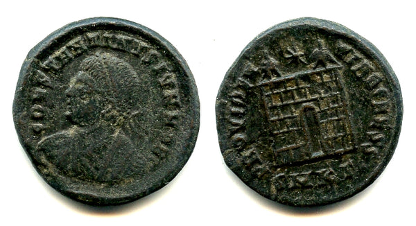 Camp-gate follis of Constantine II as Caesar (317-37), Cyzicus, Roman Empire
