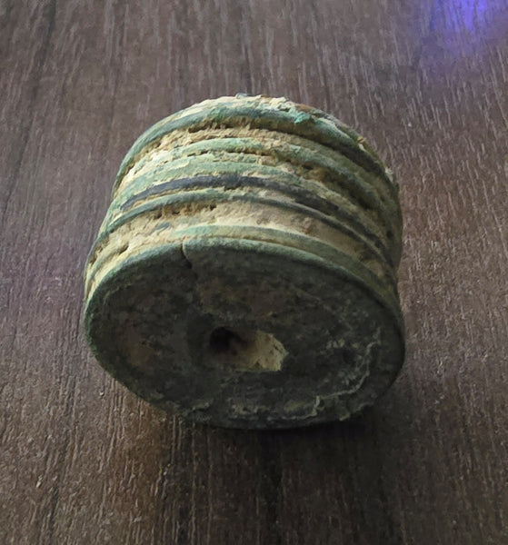 Large stack of 12 one-cash coins, Northern Song dynasty (960-1127 AD), China