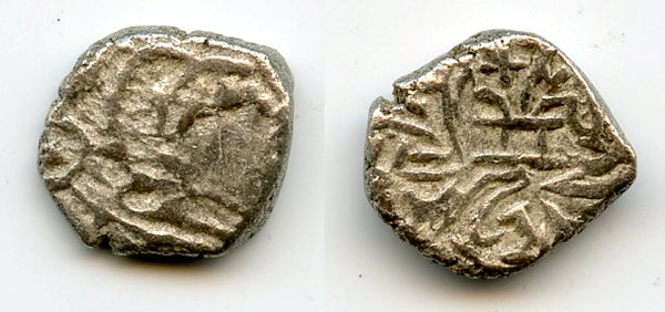 Silver drachm of Skandagupta (c.450-69 AD), fire altar type, Gupta Empire (T/F G29)