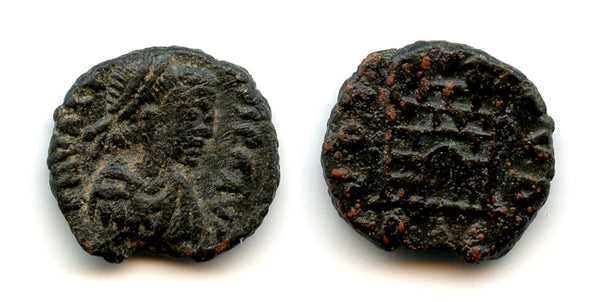 RR VOT PVB camp-gate AE3 of Valentinian III (425-55), Rome, Roman Empire (RIC 2135)