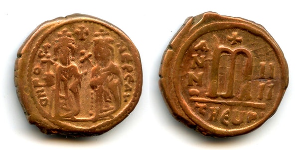 Bronze follis of Phocas and Leontia (602-610 AD), Theopolis mint, Byzantine Empire