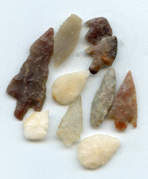 Lot of 10 various stone arrowheads, North Africa, Neolithic period, c.5000-3000 BC