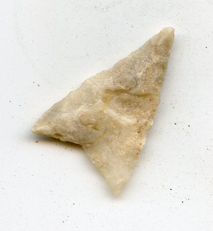 Chalcedony fishtail triangle arrowhead, North Africa, late Neolithic, ca.3000 BC