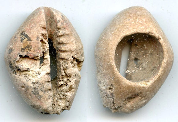 Rare large stone cowrie proto-coin w/one hole, c.800 BC, W. Zhou, China
