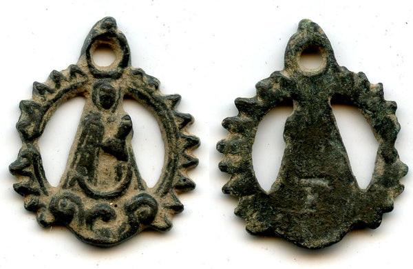 Very nice votive pendant of St. Mary, c.15th-16th century, Spain