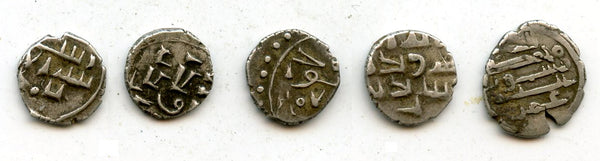 Lot of 5 nice silver dammas, late 900s CE, Habbarid Amirs of Sind