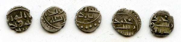 Lot of 5 nice silver dammas, late 900s CE, Habbarid Amirs of Sind