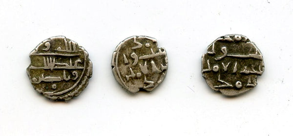 Lot of 3 nice silver dammas, late 900s CE, Habbarid Amirs of Sind