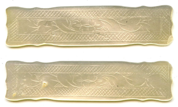 Rectangular mother-of-pearl gaming counter, S. China, 18th–early 20th century