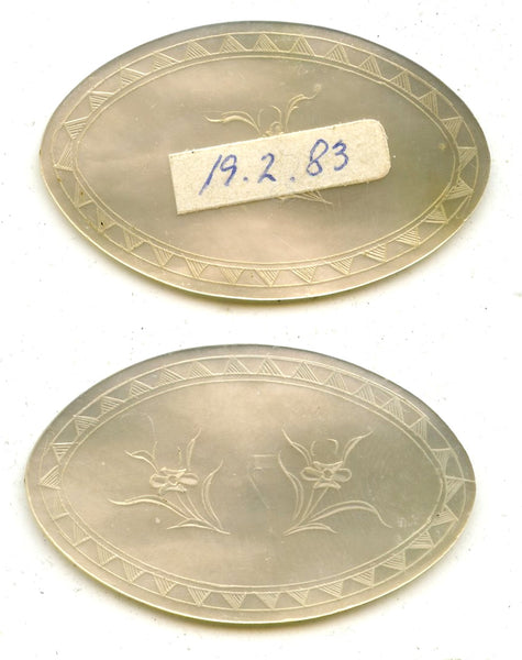 Large oval mother-of-pearl gaming counter, S. China, 18th–early 20th century