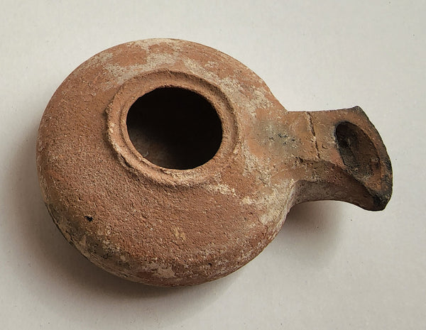 Authentic clay oil lamp, Herodian period, 1st century BC - 1st century AD, Ancient Judaea