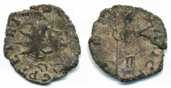 Bronze barbarous radiate - rare type with Pax standing right, imitating Tetricus II (270-273 AD), struck ca.270-280 AD, hoard coin from France