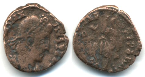 Scarce barbarous AE3 imitation of a "soldier spearing horseman" of Constantius (337-361 AD), ca.354-358 AD, German find.
