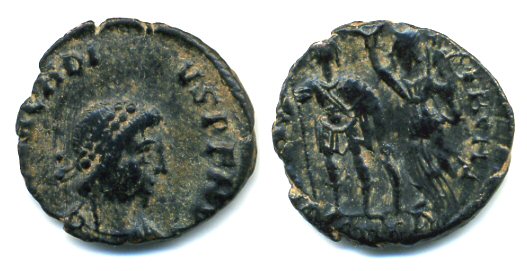 AE3 of Arcadius (383-408 AD), Constantinople mint, Roman Empire