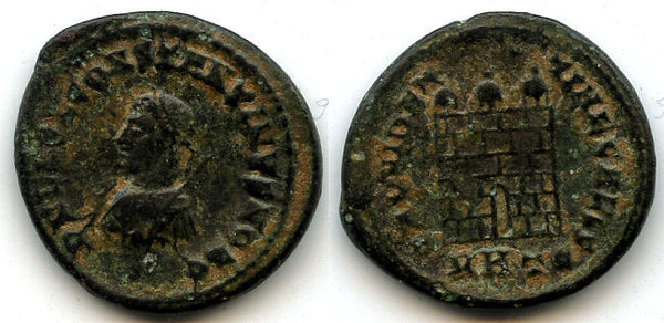 Camp-gate follis of Constantine II as Caesar (317-37), Heraclea, Roman Empire
