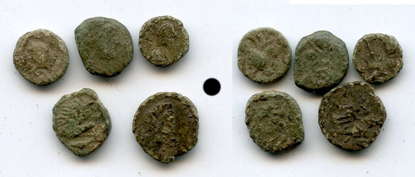 Lot of 5 various small barbarous imitations of a "soldier spearing horseman" of Constantius II (337-361 AD), Roman Britain