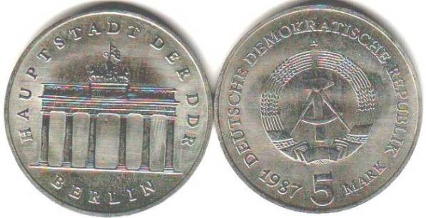 Scarce uncirculated 5 mark coin in the original capsule, East Germany (DDR), 1987-A - Brandenburg gate