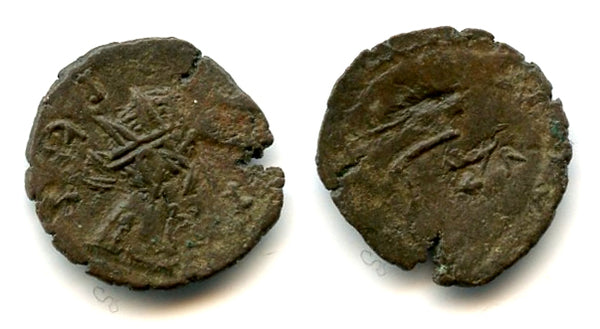 Very crude ancient barbarous radiate, Tetricus I, minted.270-280 AD, Roman Gaul