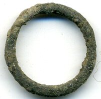 Excellent bronze ancient Celtic ring money, ca. 800-500 BC - Hungarian find. Smaller piece (16mm, 0.9 grams).