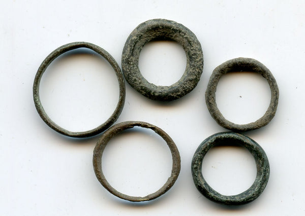 Lot of 5 ancient Celtic bronze ring money pieces from Hungary, ca.800-500 BC